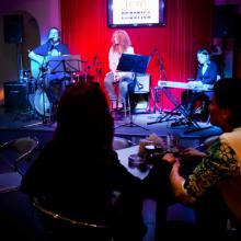 ������������ ���� mockinband
